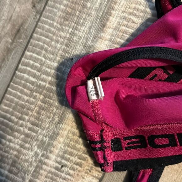 UNDER ARMOUR- racer back sports bra-size small(?) - Picture 5 of 5